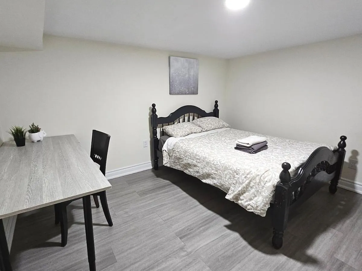 Trinity Bellwood Suites Downtown Toronto 0*,